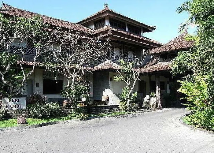 Hotel Puri Bambu 3*
