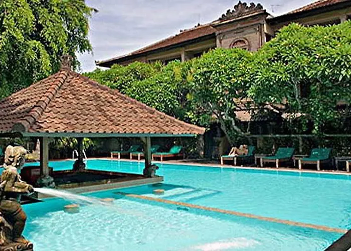 Hotel Puri Bambu 3*