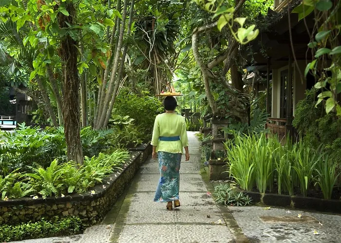 Hotel Puri Bambu